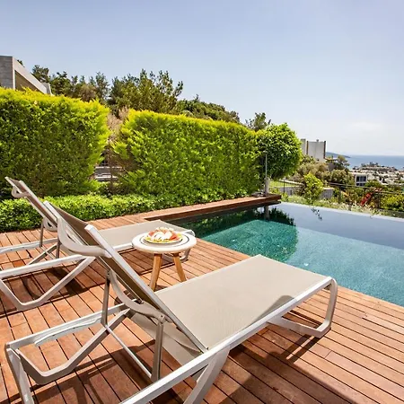 Villa The Elysium Miramar Villas *